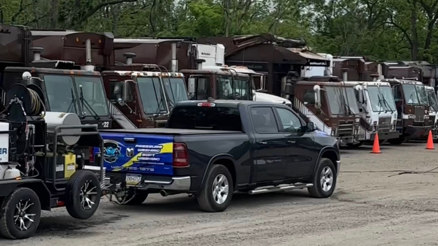 Fleet Vehicle Washing